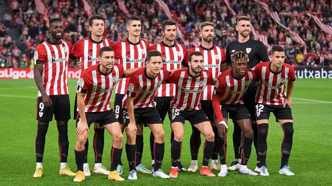 Athletic Club squad posing for team photo Athletic Club squad posing for team photo