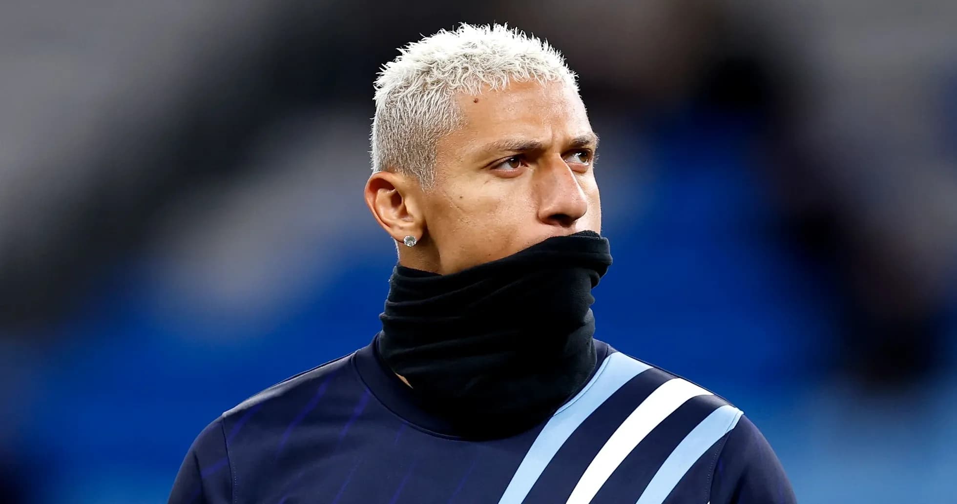 Player wearing a black scarf before the match Player wearing a black scarf before the match