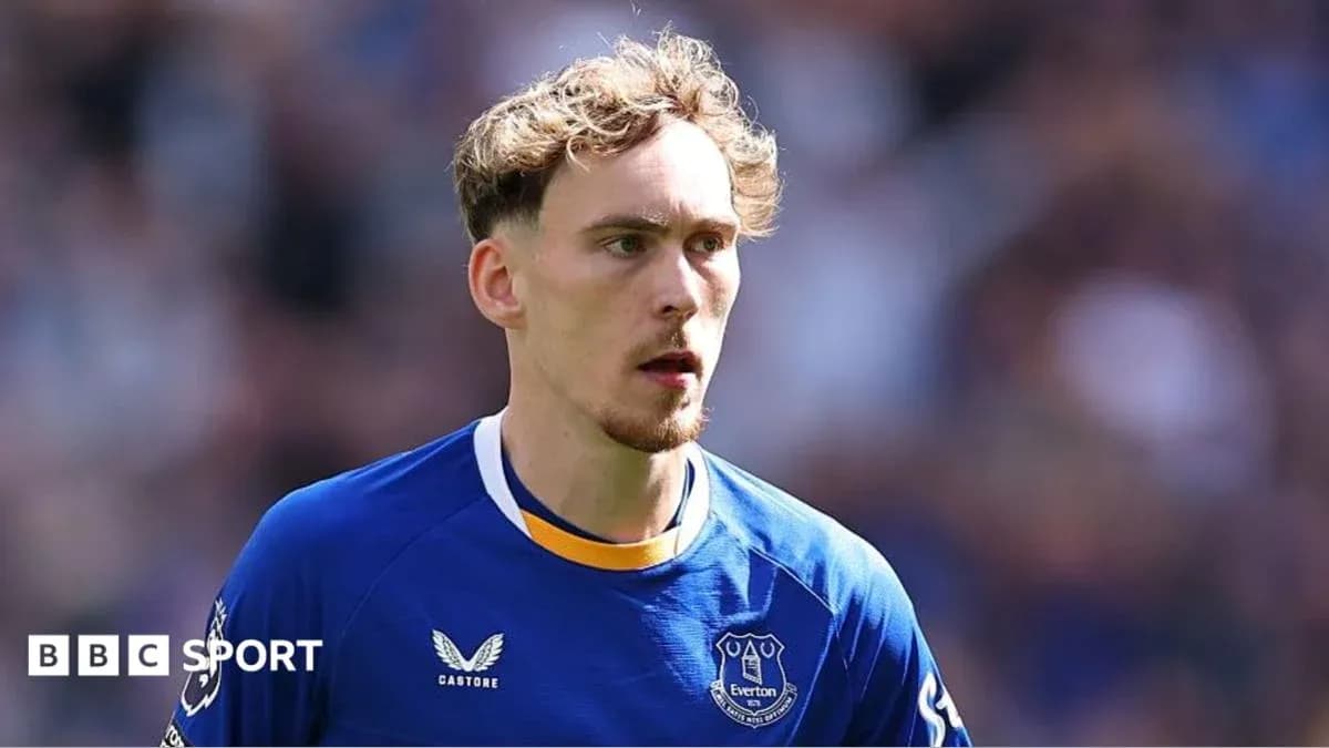 Everton player walking on the pitch during match Everton player walking on the pitch during match