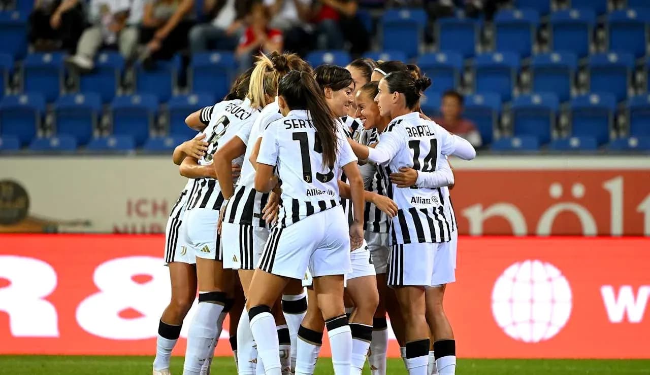 Juventus Women celebrating a goal together Juventus Women celebrating a goal together