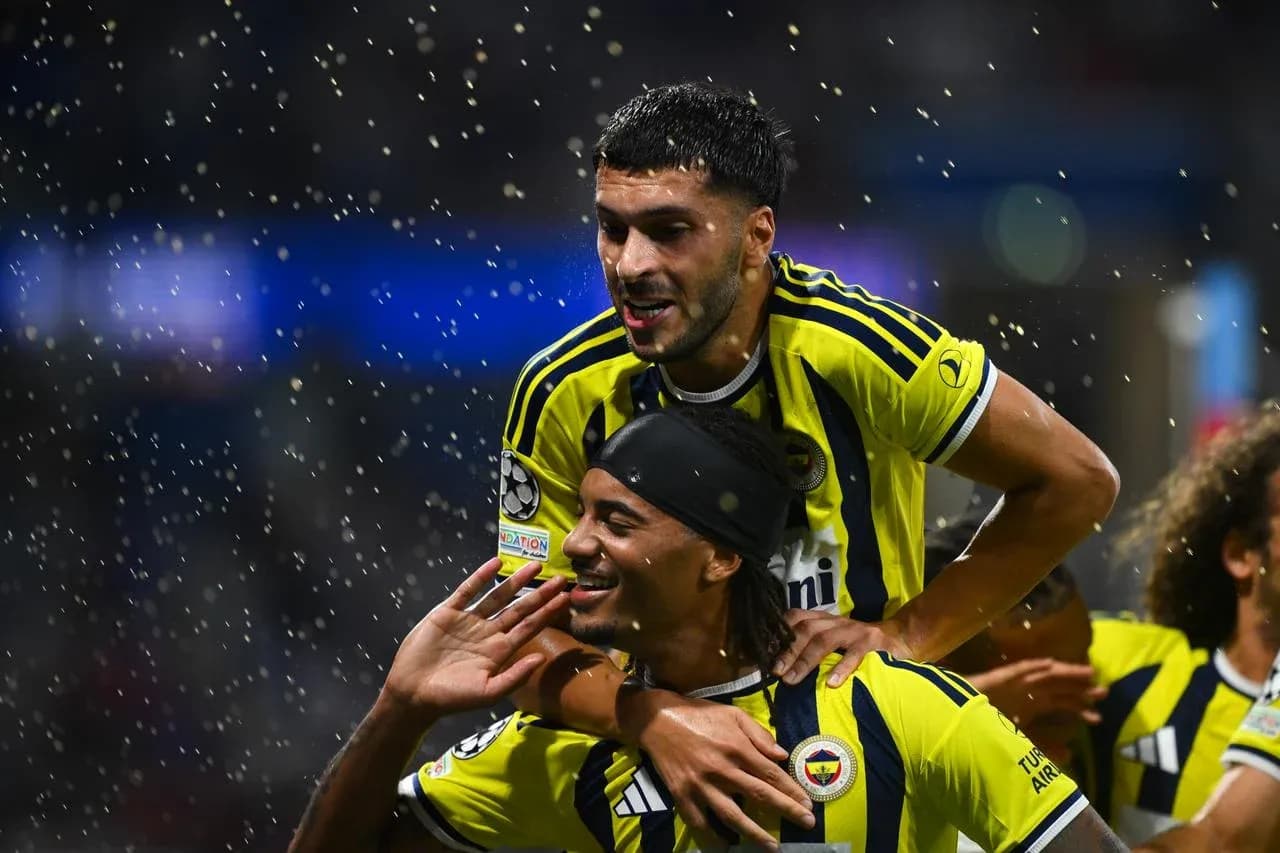 Fenerbahçe players celebrating a goal Fenerbahçe players celebrating a goal